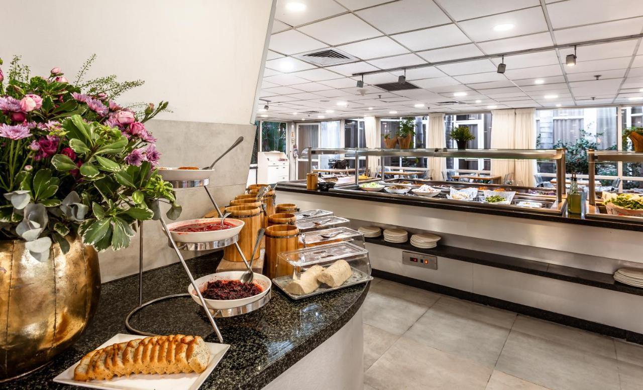 Kfar Maccabiah Business & Sport Hotel Рамат-Ган Экстерьер фото
