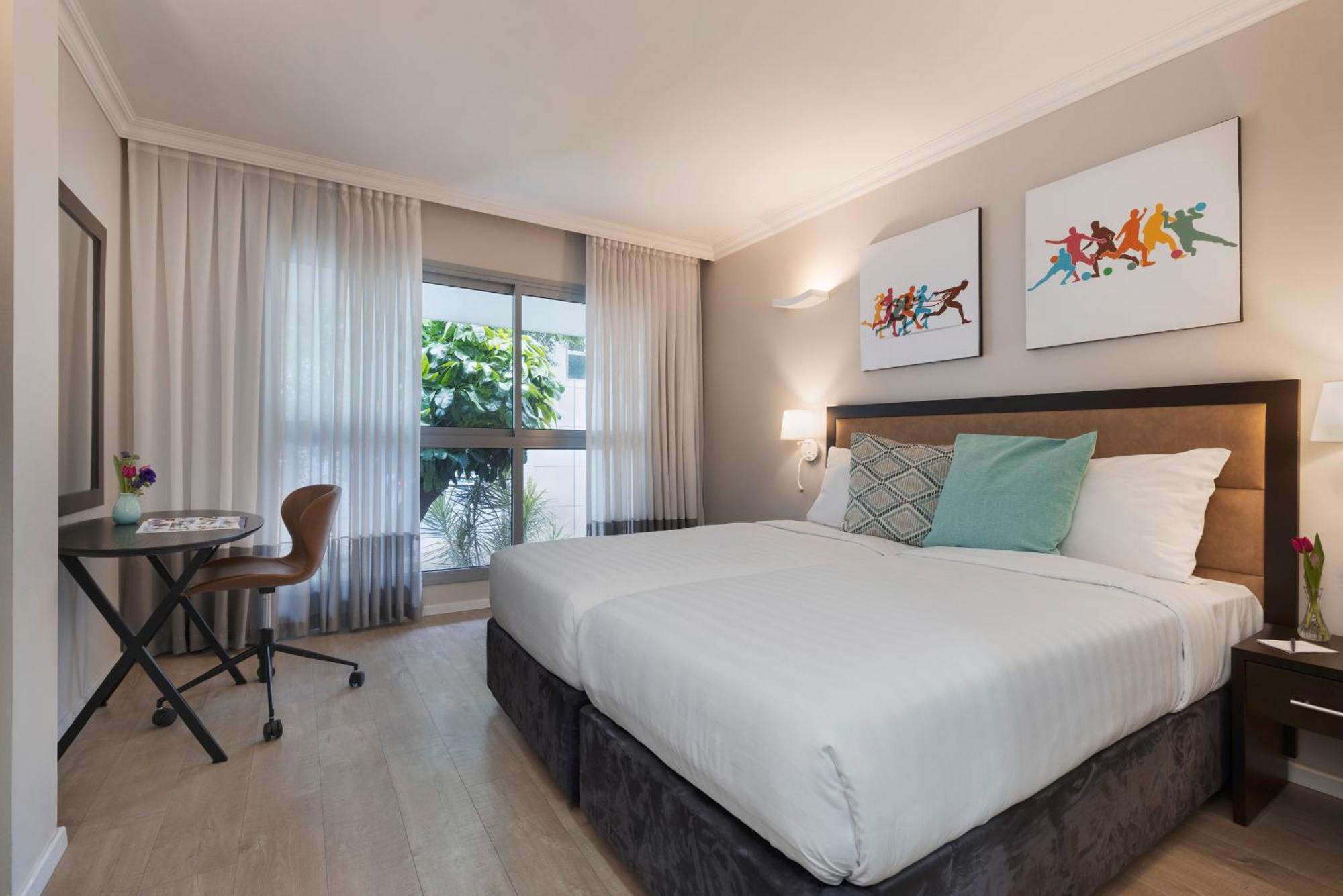 Kfar Maccabiah Business & Sport Hotel Рамат-Ган Экстерьер фото